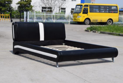 Łóżko Bendwood Faux Leather OED OMD Czarna tapicerowana rama łóżka podwójnego