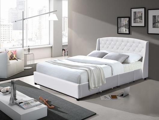 Dwa uszy LED Faux Leather Queen Size Tapicerowane łóżko 4 mentalne szuflady Tuftowane guziki