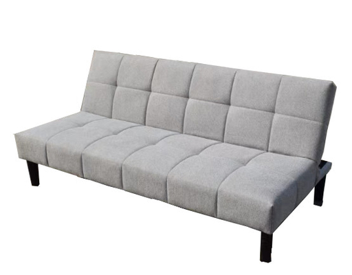 Szara rozkładana sofa, mała rozkładana sofa z podwójnym siedziskiem i podłokietnikami do kompaktowych przestrzeni mieszkalnych