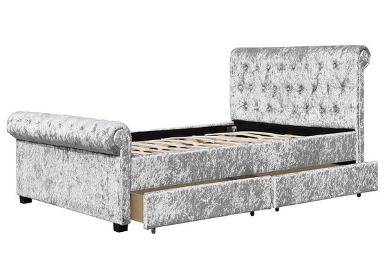 Królewskie rozmiary Chesterfield, łóżko z czterema szuflami