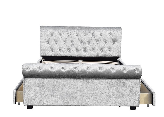 Królewskie rozmiary Chesterfield, łóżko z czterema szuflami